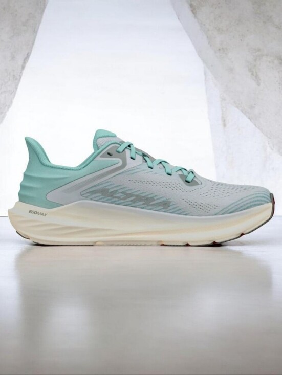 Altra Shoes - Altra Women's Torin 8 Road Running Shoe - Mint